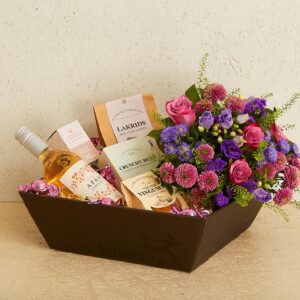 Gavekurv med buket (Floristens kreative valg med alkohol)