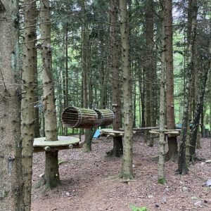 Go Dream FAMILIEKLATRING HOS NATURE PARK BORNHOLM- Oplevelsesgaver ADVENTURE - Nature Park er en aktivitetspark midt i Bornholms smukke natur og kun 5
