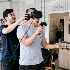 Pr⌀v Virtual Reality hos Khora