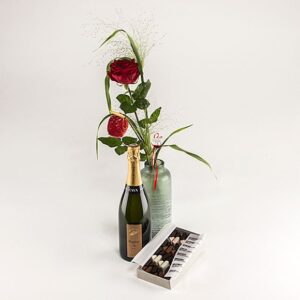 Gavepakke til studenten - Send blomster med Bloomit