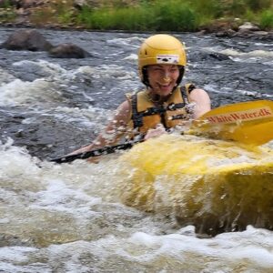 Go Dream WHITEWATER KAJAK WEEKENDSTUR MED OUTDOORPLAY.DK- Oplevelsesgaver - OutdoorPlay.dk er det sikre valg til gode oplevelser. Siden 1988 er det